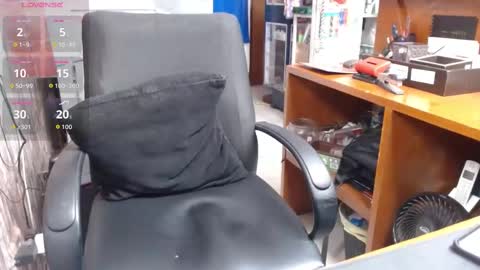 Snapshot of jhosuamoore2 chatting on 09-27-25, 12:10 jhosuamoore2 online show from 09-27-25, 12:10