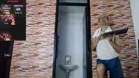 Snapshot of jhosuamoore2 chatting on 11-04-25, 12:26 jhosuamoore2 online show from 11-04-25, 12:26