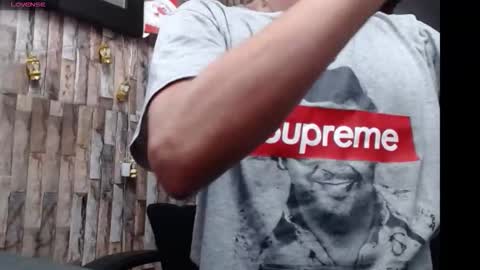 Snapshot of jhosuamoore2 chatting on 12-15-25, 10:25 jhosuamoore2 online show from 12-15-25, 10:25