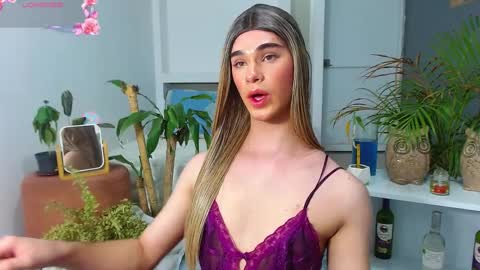 Snapshot of jhuan_cute chatting on 04-08-26, 11:27 Jhuan Nhez online show from 04-08-26, 11:27
