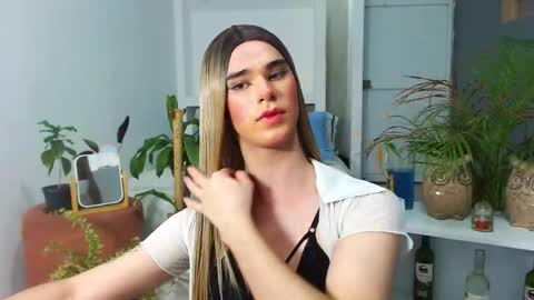 Snapshot of jhuan_cute chatting on 04-10-26, 12:16 Jhuan Nhez online show from 04-10-26, 12:16