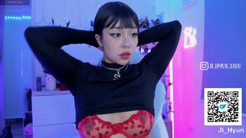 Snapshot of ji_hyun chatting on 01-17-25, 03:45 Ji  online show from 01-17-25, 03:45