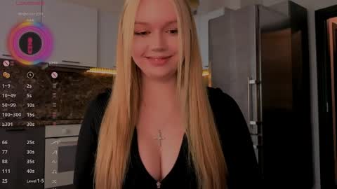 Snapshot of jiaalisaa chatting on 04-01-26, 01:41 Lisa I would really appreciate it if you could help me achieve 88 thumbs up favorite patterns 38457588 online show from 04-01-26, 01:41