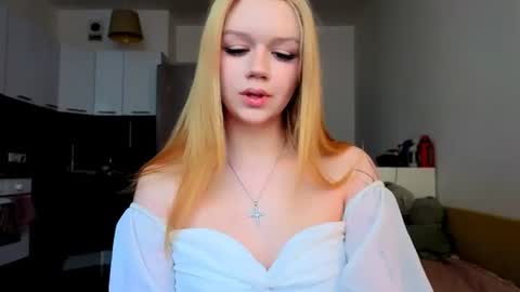 Snapshot of jiaalisaa chatting on 06-12-26, 01:43 Lisa I would really appreciate it if you could help me achieve 88 thumbs up favorite patterns 38457588 online show from 06-12-26, 01:43