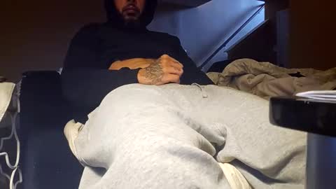 Snapshot of jillyjang202 chatting on 11-25-25, 05:57 HoopersRelease online show from 11-25-25, 05:57