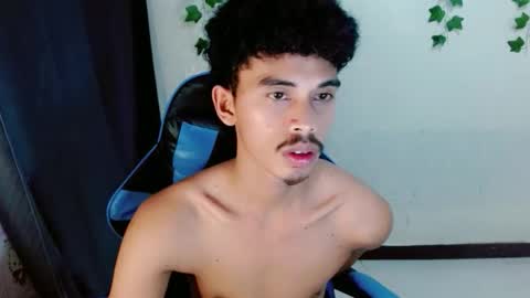 Snapshot of jim_cumxx chatting on 09-10-25, 10:04 JIMBOY online show from 09-10-25, 10:04