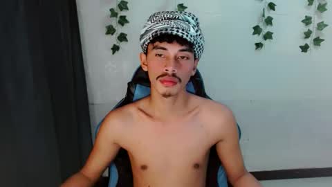 Snapshot of jim_cumxx chatting on 09-17-25, 09:00 JIMBOY online show from 09-17-25, 09:00