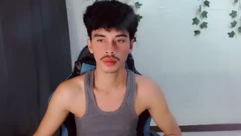 Snapshot of jim_cumxx chatting on 09-22-25, 10:28 JIMBOY online show from 09-22-25, 10:28