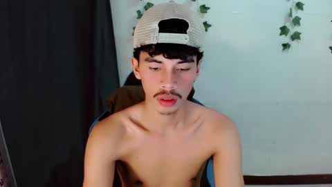 Snapshot of jim_cumxx chatting on 09-26-25, 10:19 JIMBOY online show from 09-26-25, 10:19