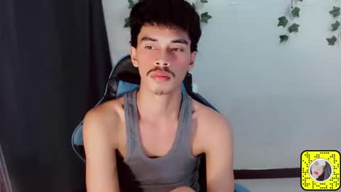 Snapshot of jim_cumxx chatting on 10-11-25, 09:52 JIMBOY online show from 10-11-25, 09:52