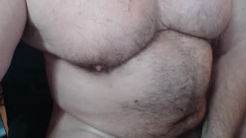 Snapshot of jimbeefbear chatting on 10-06-25, 09:01 Jim online show from 10-06-25, 09:01