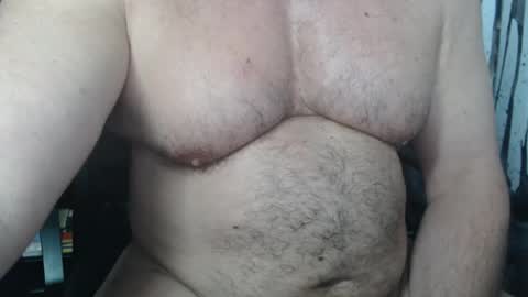 Snapshot of jimbeefbear chatting on 06-28-26, 01:17 Jim online show from 06-28-26, 01:17