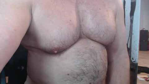 Snapshot of jimbeefbear chatting on 07-05-26, 03:41 Jim online show from 07-05-26, 03:41