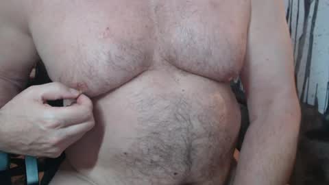 Snapshot of jimbeefbear chatting on 07-06-26, 08:44 Jim online show from 07-06-26, 08:44