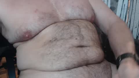 Snapshot of jimbeefbear chatting on 07-10-26, 08:55 Jim online show from 07-10-26, 08:55