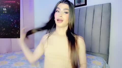 Snapshot of jimenna__ chatting on 01-31-25, 03:30 jimenna online show from 01-31-25, 03:30