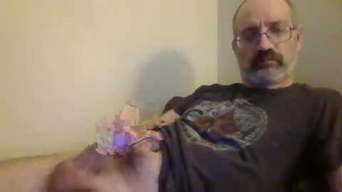 Snapshot of jimmielove2046 chatting on 03-01-25, 06:13 jimmielove2046 online show from 03-01-25, 06:13