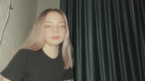 Steff online show from 11-25-25, 06:52