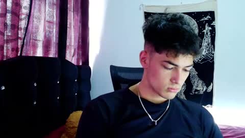 Snapshot of jimmy_classic chatting on 09-20-25, 02:51 jimmy_classic online show from 09-20-25, 02:51