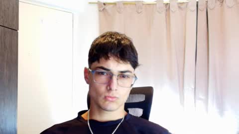 Snapshot of jimmy_classic chatting on 02-18-26, 08:16 jimmy_classic online show from 02-18-26, 08:16