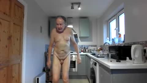 Jim Redgewell online show from 10-22-25, 04:40