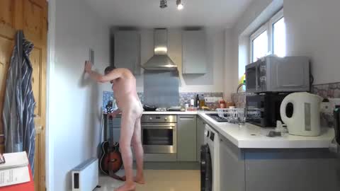 Snapshot of jimmybenido chatting on 04-07-26, 05:46 Jim Redgewell online show from 04-07-26, 05:46