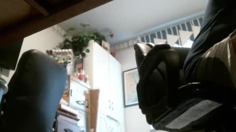 jimwellhung online show from 02-27-25, 02:21