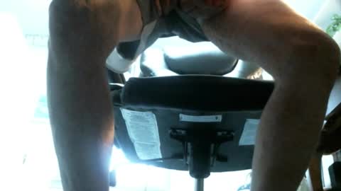 jimwellhung online show from 12-20-25, 02:13