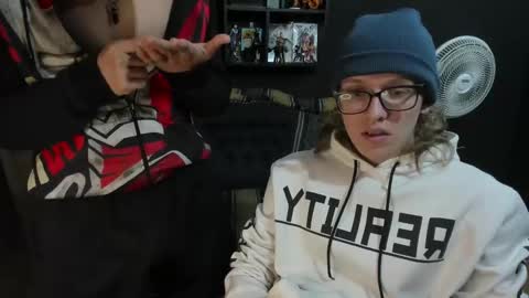 JinnBook online show from 12-22-24, 07:22