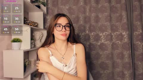 Jinny online show from 01-23-25, 06:35