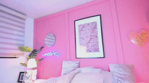 Snapshot of jinx_dh chatting on 02-04-25, 08:17 Jinx online show from 02-04-25, 08:17