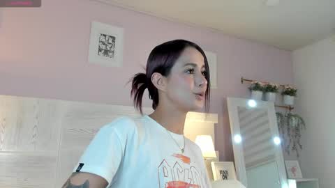 Snapshot of jinx_dh chatting on 09-21-25, 03:13 Jinx online show from 09-21-25, 03:13