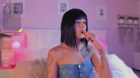 Snapshot of jinx_dh chatting on 02-12-26, 03:29 Jinx online show from 02-12-26, 03:29