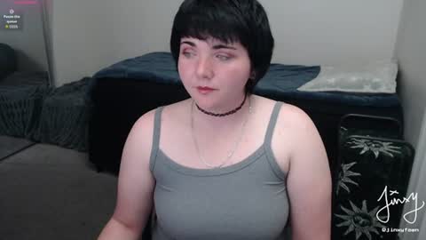 Snapshot of jinxyfawn chatting on 06-25-26, 08:41 jinxyfawn online show from 06-25-26, 08:41