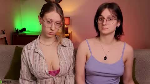 Hey Guys We are Julia ginger  Tina brunette online show from 02-16-25, 06:43