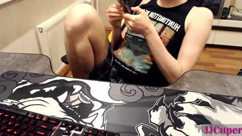 Snapshot of jjcuper chatting on 04-25-26, 01:41 JJCuper online show from 04-25-26, 01:41
