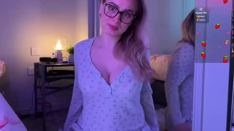 Juliette Rose online show from 05-07-26, 08:42