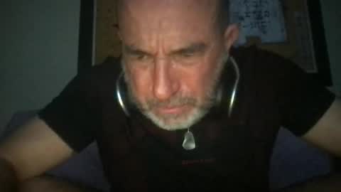 jmombombero63 online show from 11-18-25, 01:11