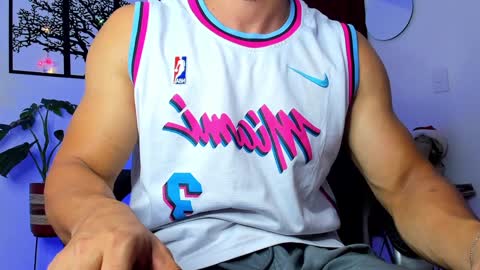 Snapshot of jmortton chatting on 12-11-24, 10:49 IGJmortton online show from 12-11-24, 10:49