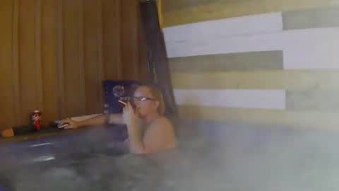 Snapshot of jna1009 chatting on 02-12-26, 02:06 amanda and jake online show from 02-12-26, 02:06