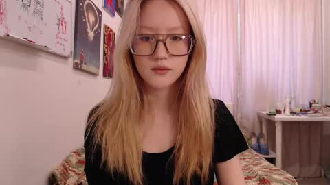 Snapshot of joan_kiss chatting on 09-29-25, 11:04 joan_kiss online show from 09-29-25, 11:04