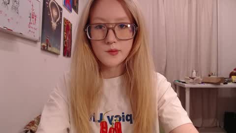 Snapshot of joan_kiss chatting on 10-02-25, 04:58 joan_kiss online show from 10-02-25, 04:58