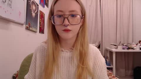 joan_kiss online show from 10-23-25, 03:11