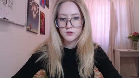 joan_kiss online show from 04-12-26, 08:19