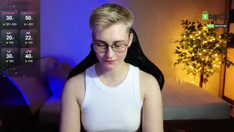 Snapshot of joan_night chatting on 01-12-26, 08:47 J online show from 01-12-26, 08:47