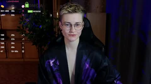 Snapshot of joan_night chatting on 03-31-26, 08:42 J online show from 03-31-26, 08:42