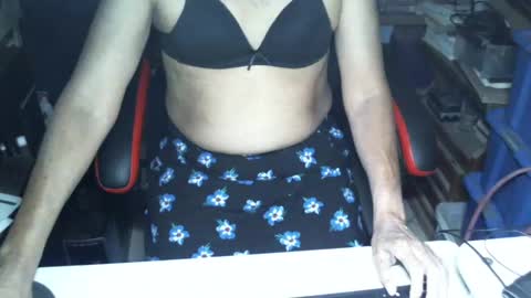 Snapshot of joanacd1 chatting on 10-17-25, 05:32 Joana online show from 10-17-25, 05:32