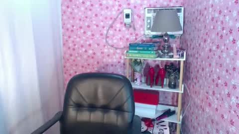 Joana online show from 12-20-25, 09:22