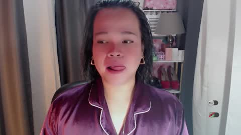 Joana online show from 04-27-26, 08:18