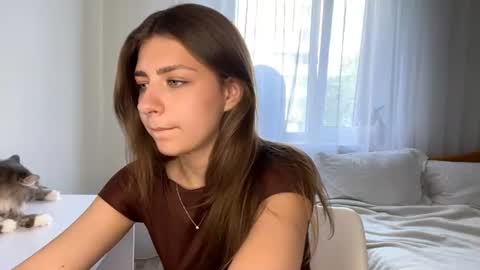Bella online show from 07-16-26, 12:33